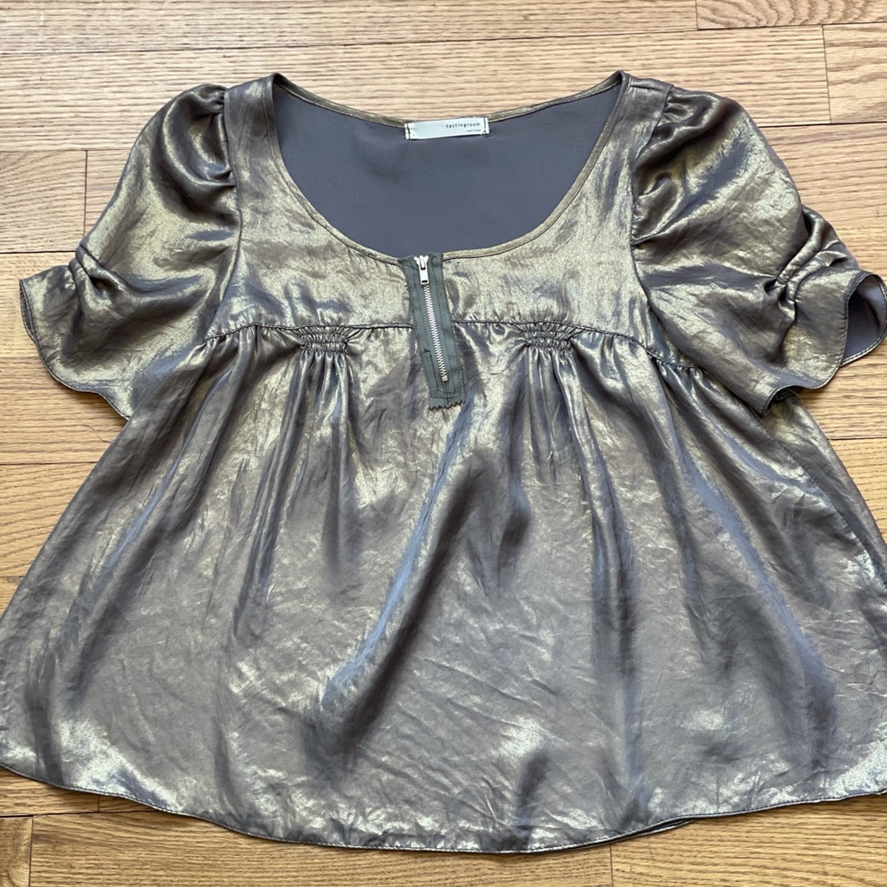 Two-tone gold blouse